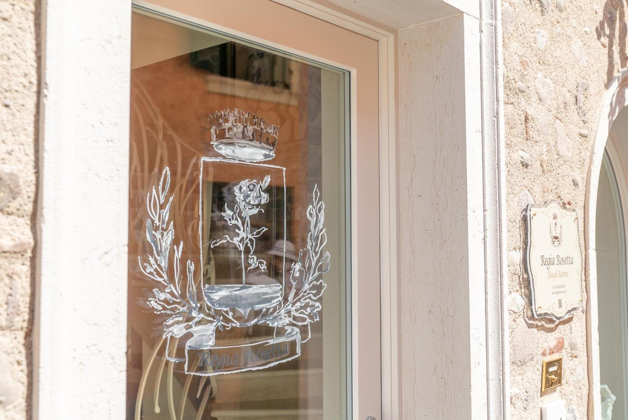 Regia Rosetta - Royal Rooms Borghetto Valeggio sul Mincio Exterior foto