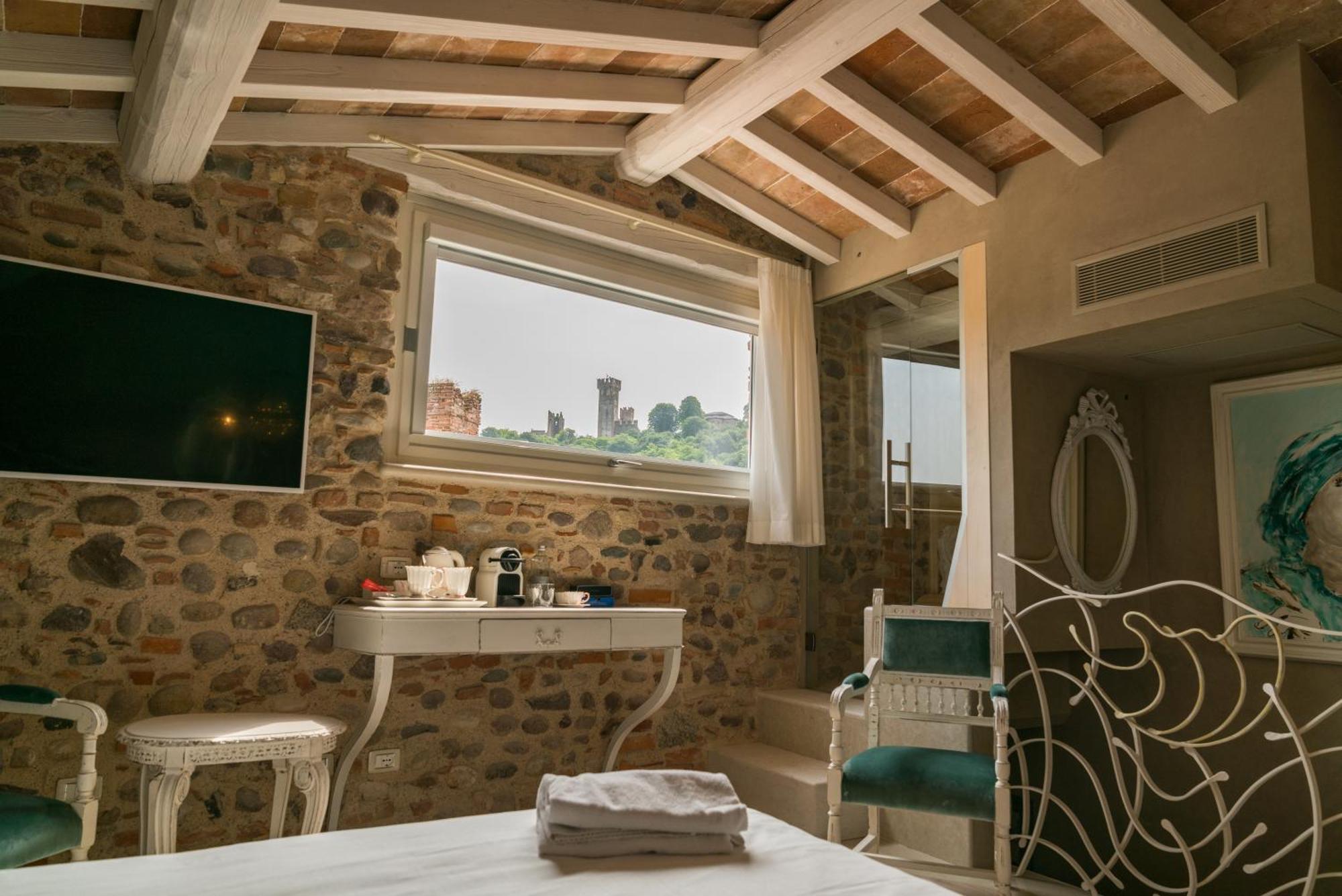 Regia Rosetta - Royal Rooms Borghetto Valeggio sul Mincio Exterior foto